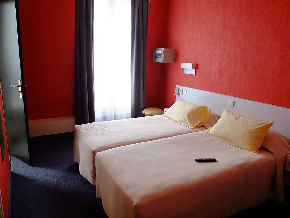 De Flore Hotel