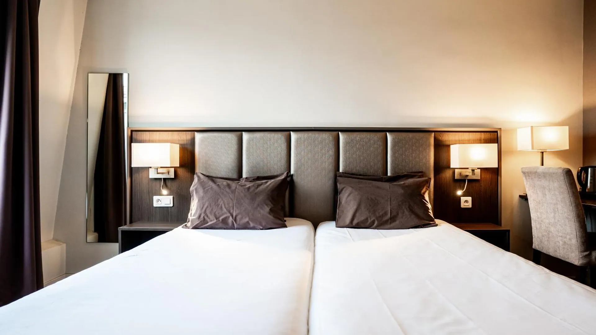 Hotel De Flore 3*