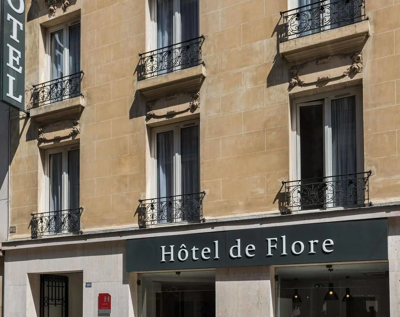 De Flore Hotel 3*