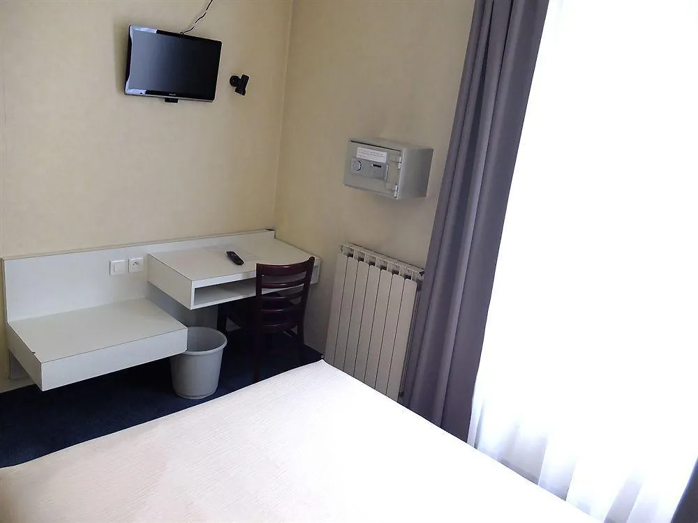 Hotell De Flore - Montmartre 3*