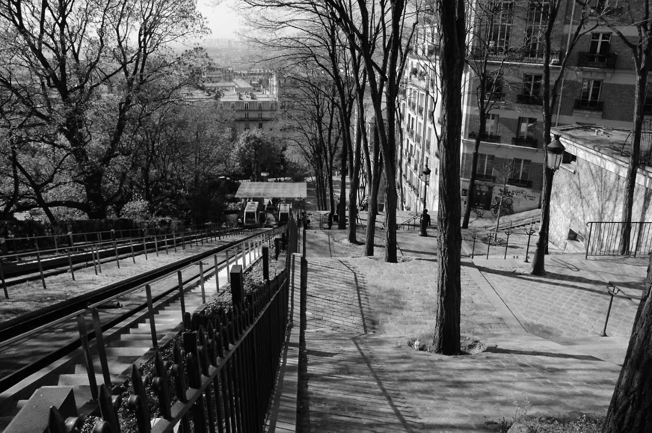 De Flore - Montmartre Hotell 3*