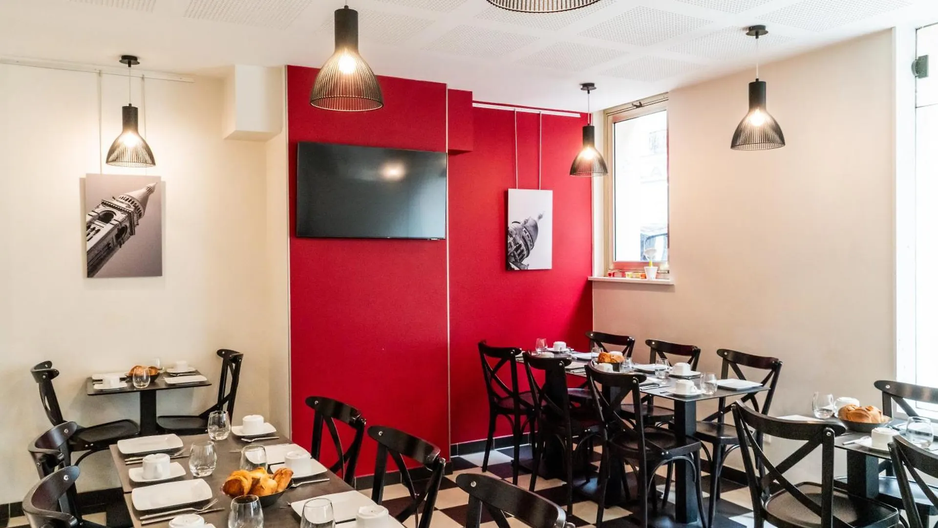 De Flore - Montmartre Hotel Paris