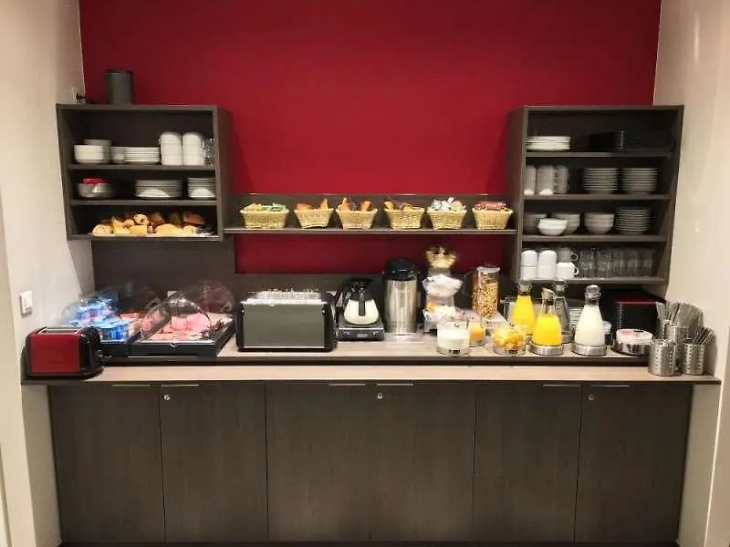 De Flore - Montmartre Hotell 3*